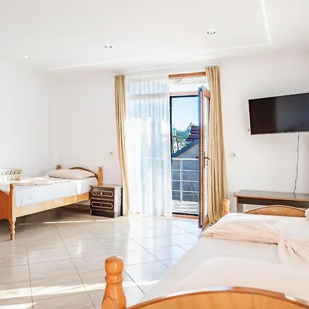 Bar Tirana Hotel 4*