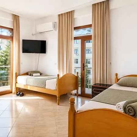 Bar Tirana Hotel 4*