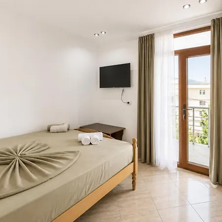 Bar Tirana Hotel 4*